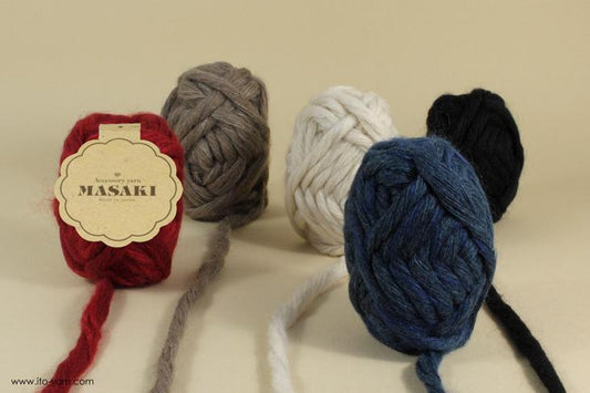 ITO MASAKI Mayu noble cashmere yarn - comp: 82% Cashmere  11% Mohair  7% Silk