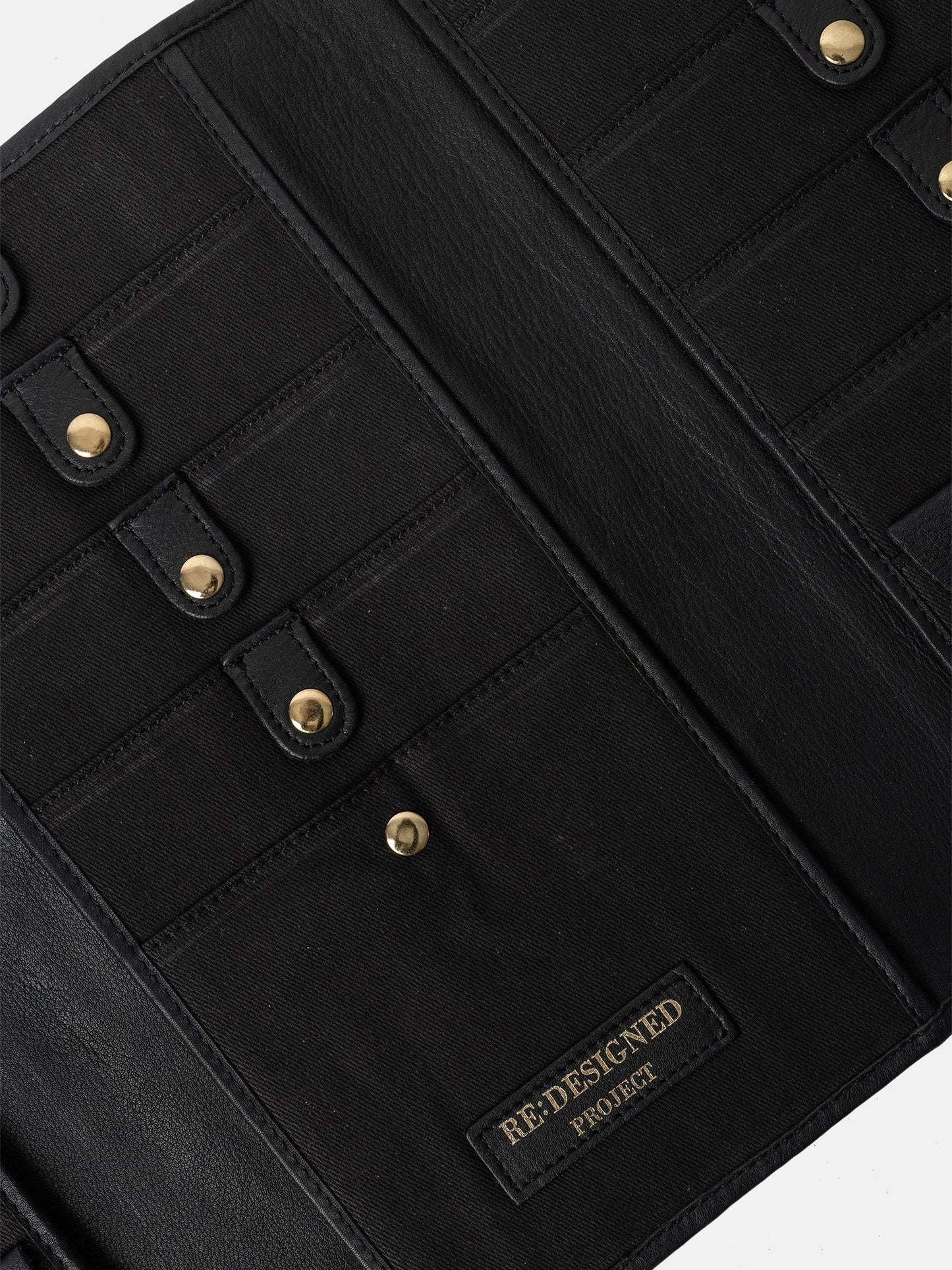 RE: Project 82 - Needle Case L