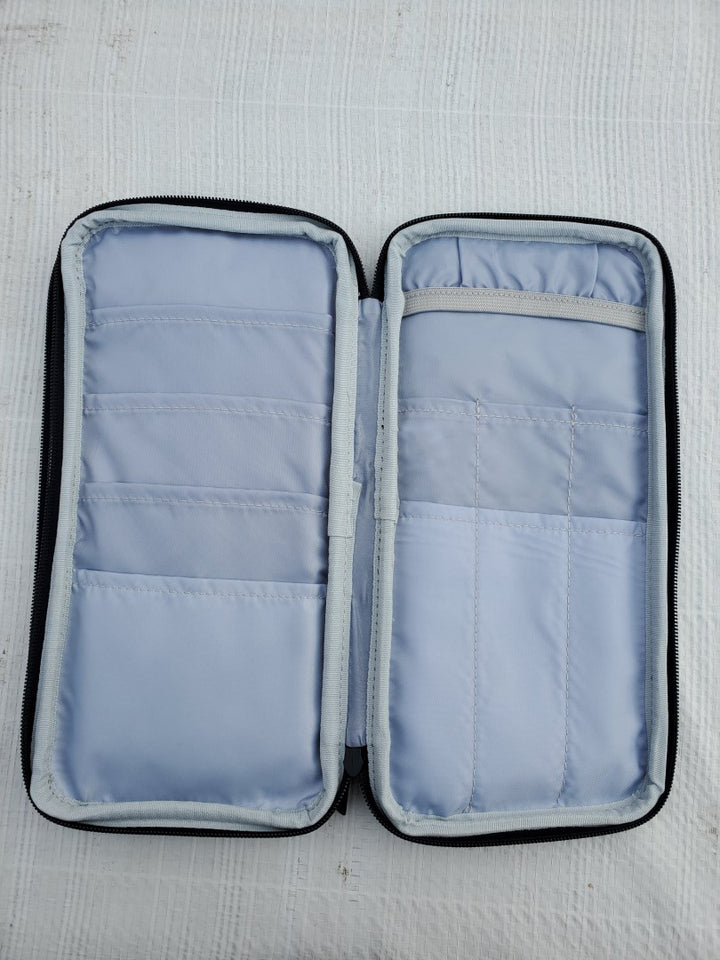 Kollage - Ultimate Storage Pouch