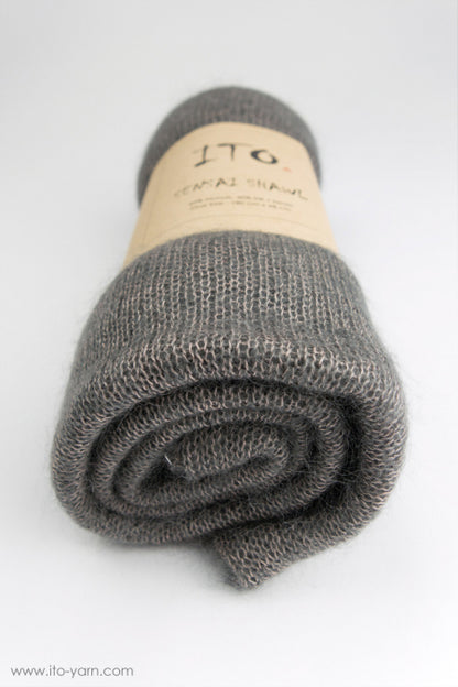 ITO Sensai Shawl of gentle yarn - comp: 60% Mohair and 40% Silk, 335, Goat