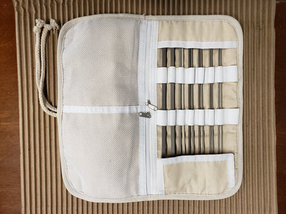 Kollage - Straight Needle Pouch